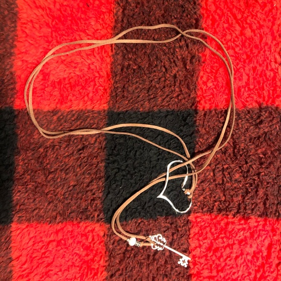 6 Vintage Necklaces - Picture 6 of 6